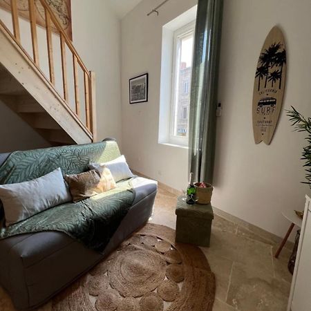 Duplex A 2 Pas De La Vielle Ville D أفينيون المظهر الخارجي الصورة
